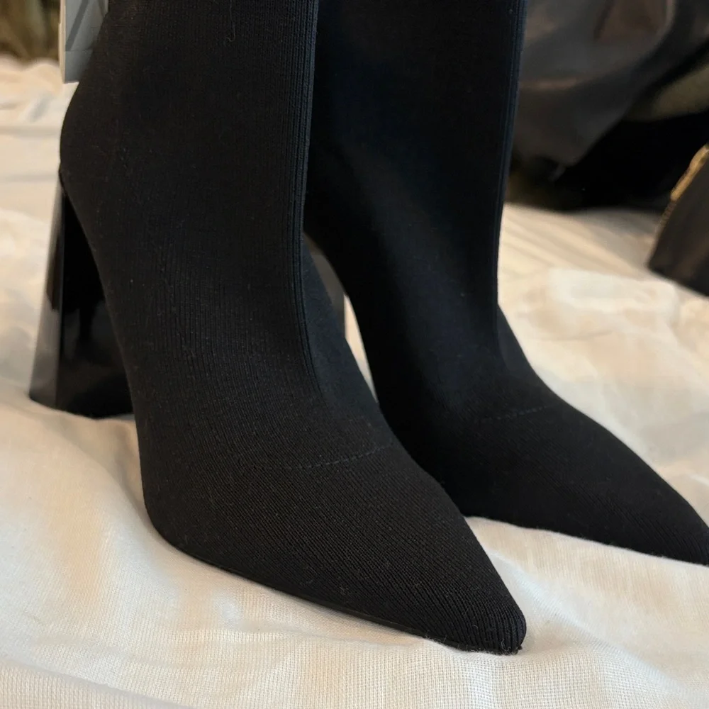 Zara Women's Black Heeled Boots- BRAND NEW - Picture 3 of 6